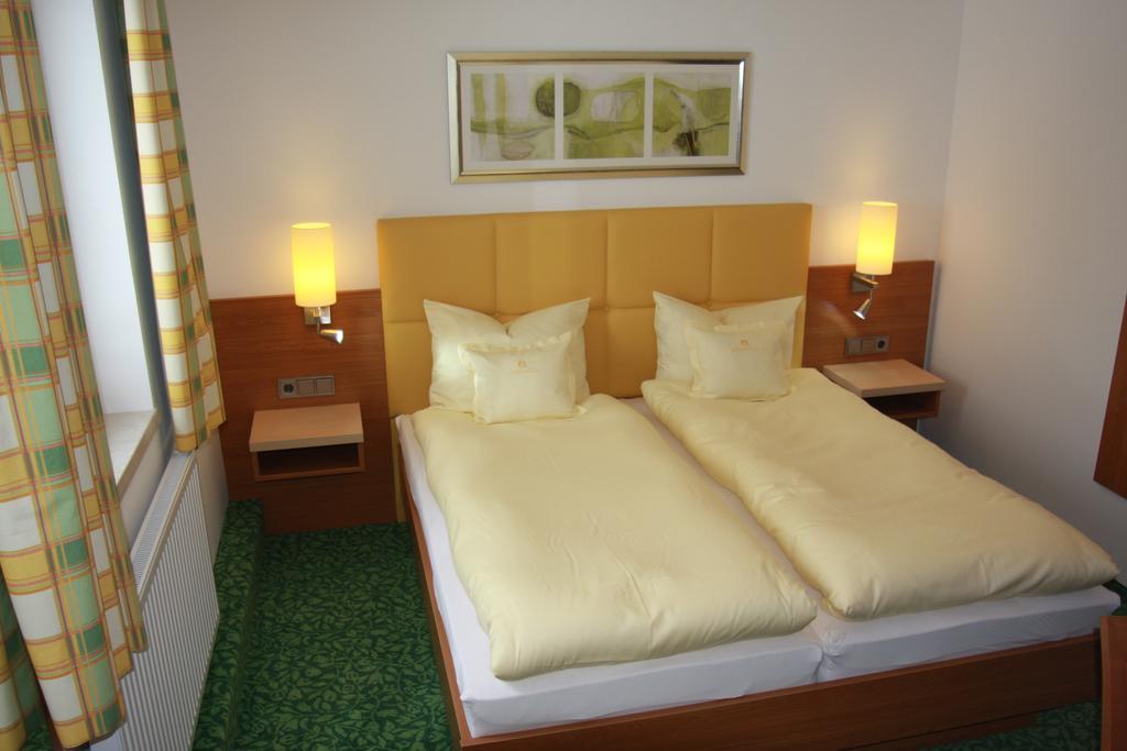 Hotel Sonnenhof Timelkam 外观 照片