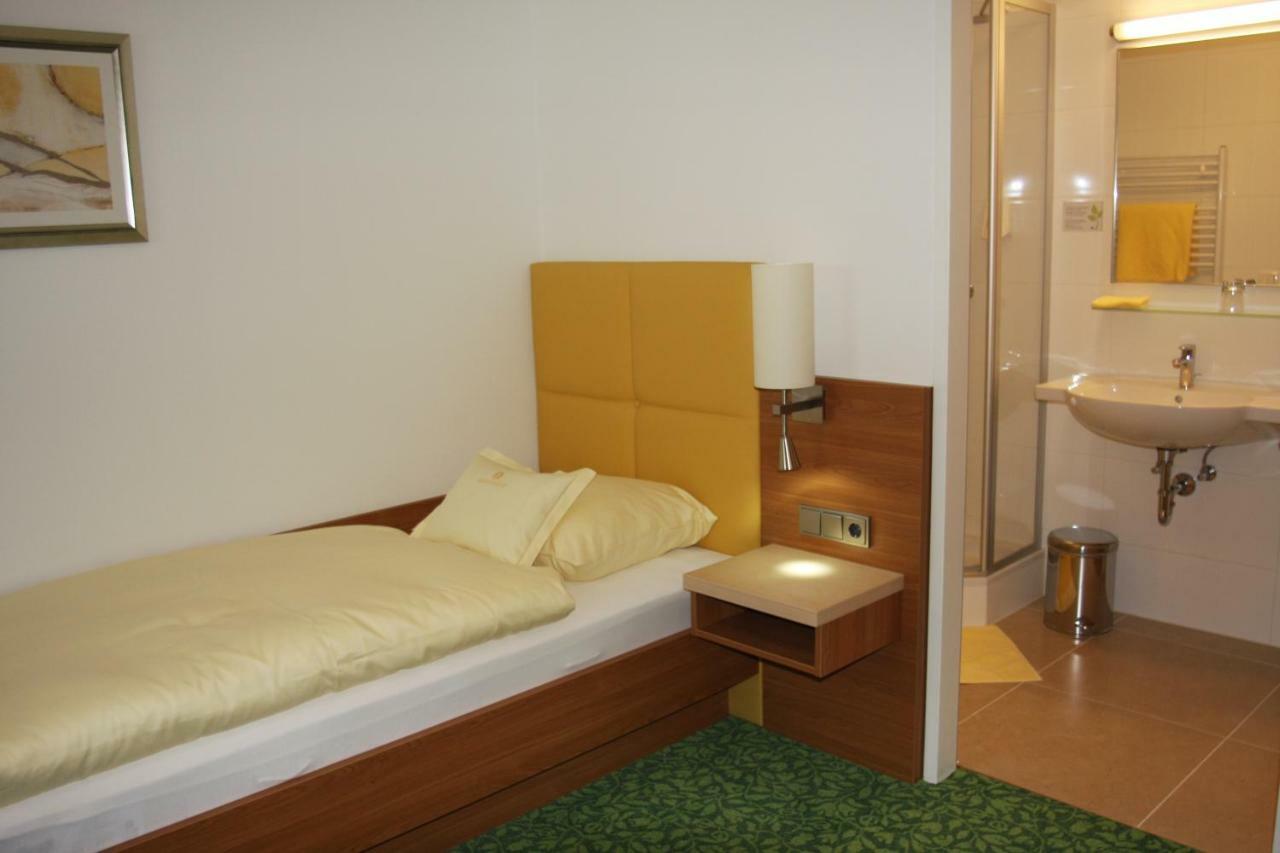 Hotel Sonnenhof Timelkam 外观 照片